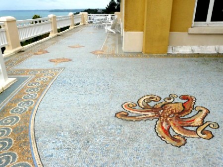Villa Carhuel Mosaic
